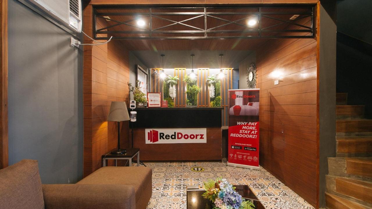 Reddoorz @ Gardenview Hotel Gtower Angeles Eksteriør billede