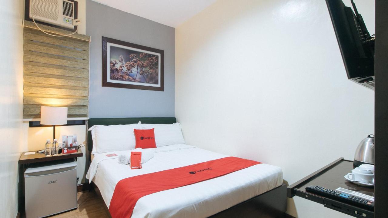 Reddoorz @ Gardenview Hotel Gtower Angeles Eksteriør billede